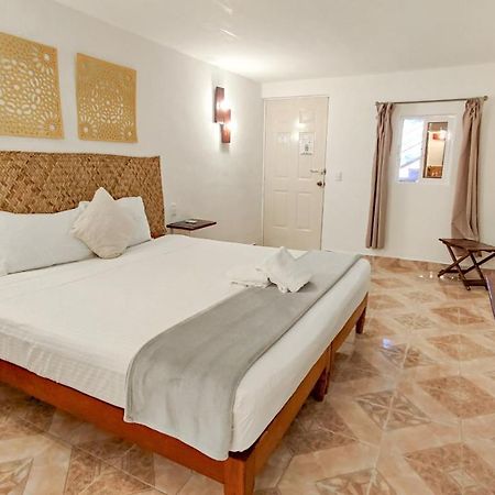 Blatha Tropical Rooms Holbox Exteriör bild
