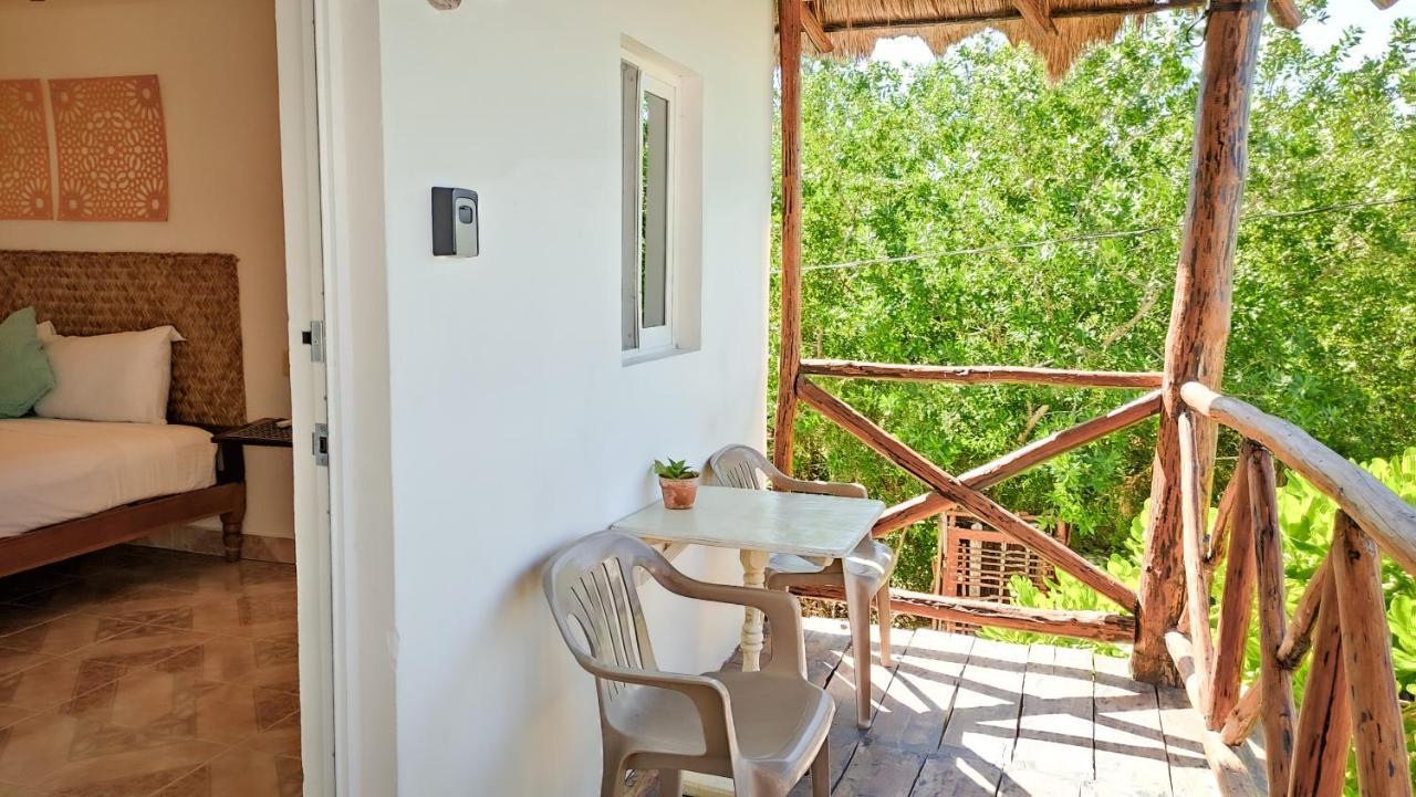 Blatha Tropical Rooms Holbox Exteriör bild