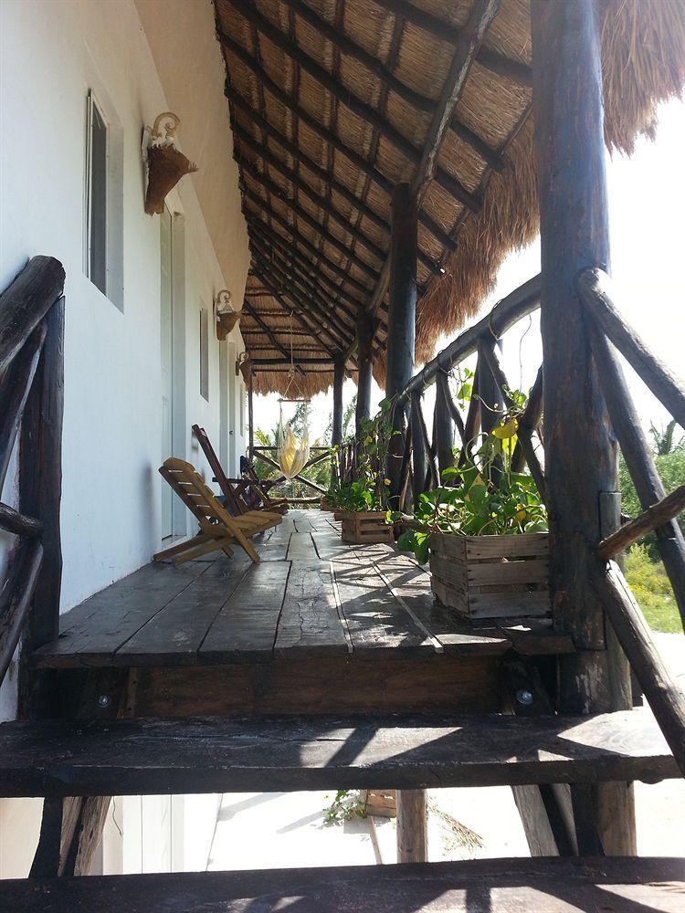 Blatha Tropical Rooms Holbox Exteriör bild